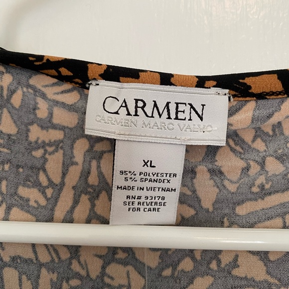 Patterned Blouse - Picture 3 of 5